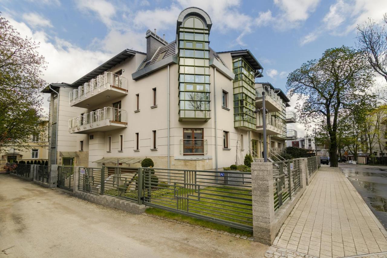 Apartment With Terrace And Sauna By Grand Apartments 소포트 외부 사진